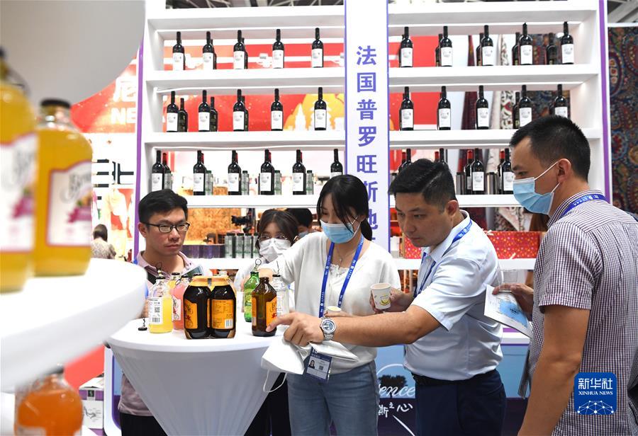 (新華全媒頭條·圖文互動(dòng))(6)十八歲的見(jiàn)證——從東博會(huì)看中國(guó)—東盟合作之變